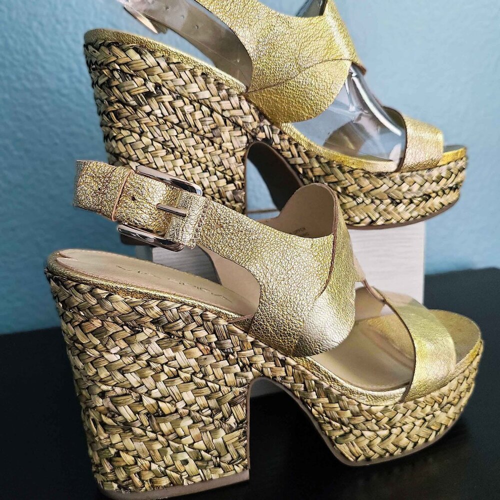 VIA SPIGA ~ “Flora” Gold Leather Platform Heels ~ 8M  EUC - Picture 14 of 14